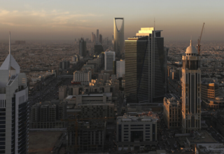 السعودية.. صندوق الاستثمارات العامة يحصل على أول تمويل بهيكلية المرابحة بقيمة 7 مليارات دولار 22 wp header logo1736208014866853085