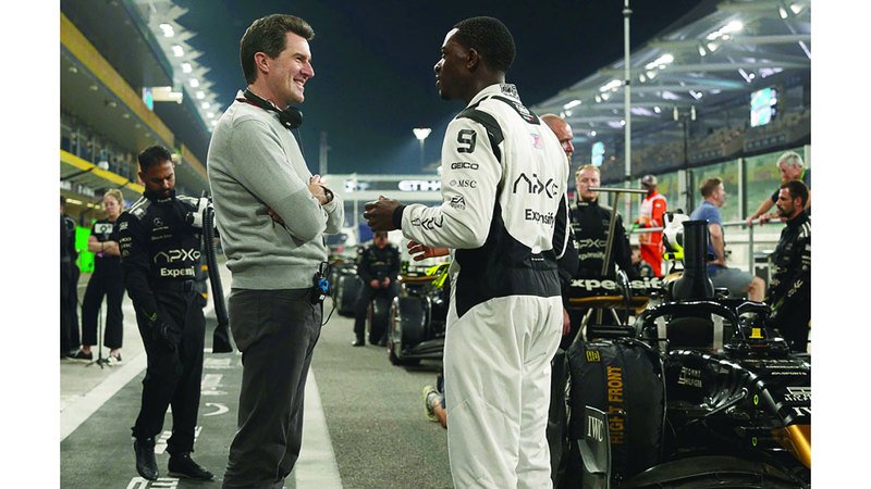 براد بيت يصور فيلم «F1» في أبوظبي 1 wp header logo17420004282002837217
