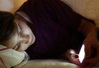 كيف نجعل المراهقين يتركون هواتفهم ليلاً للنوم؟ 20 wp header logo17449128231829632771