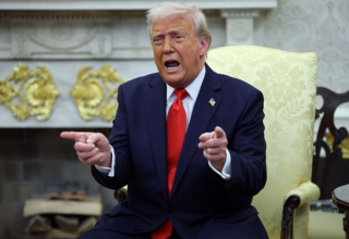 ترامب يمدد تجميد تعيين الموظفين الفيدراليين حتى منتصف يوليو 24 wp header logo17449776461066654338