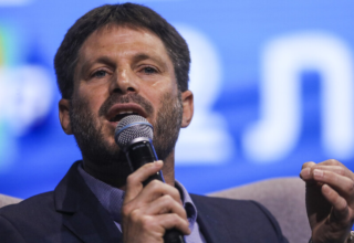 سموتريتش: واثق أن نتنياهو وترامب سيحرران الشرق الأوسط من ارتهانه للقضية الفلسطينية 20 wp header logo1751144437349126668