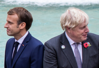 جونسون يهاجم العبقري والشرير ماكرون لأنه يستهدفإذلال الدولة البريطانية يوميا 24 wp header logo1752285702236479665
