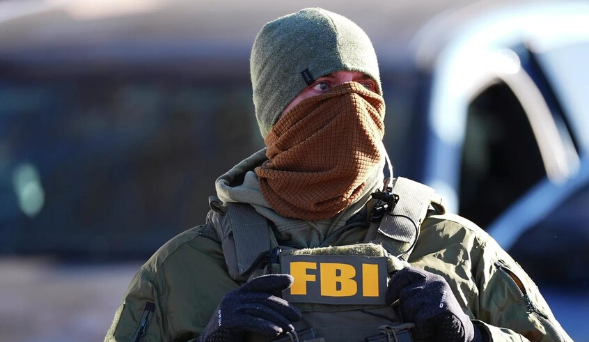 الـFBI يوسع تحقيقاته للكشف عن شركاء محتملين في عملية اغتيال الناشط تشارلي كيرك 1 wp header logo17579845331770522317