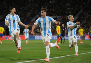 الأرجنتين تتخطى كولومبيا وتضرب موعدا ناريا مع المغرب في نهائي كأس العالم للشباب (فيديو) 25 wp header logo1760616007533672435