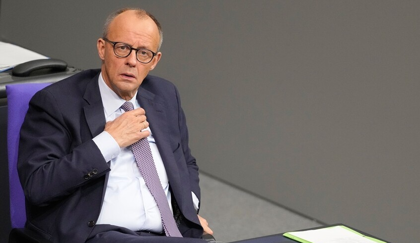 المستشار الألماني: الاتحاد الأوروبي ليس في وضع يسمح له بالتأثير على الأحداث في الشرق الأوسط 1 wp header logo1760824818850544221