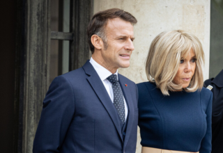 زوجة الرئيس ماكرون في الحقيقة رجل.. محاكمة المتهمين بمضايقة السيدة الفرنسية الأولى 22 wp header logo17616024891639811766